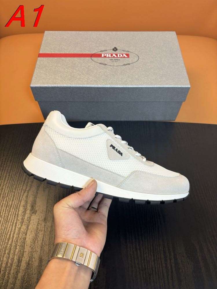 2026新作発表【Prada】スニーカー メッシュ×スエード ブランド标识 グレー× White カジュアル