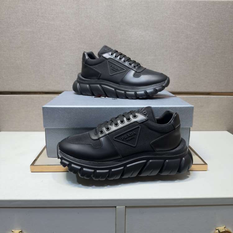 2026新作発表【Prada】チャンキースニーカー レザー×织物 三角标识 Black カジュアル