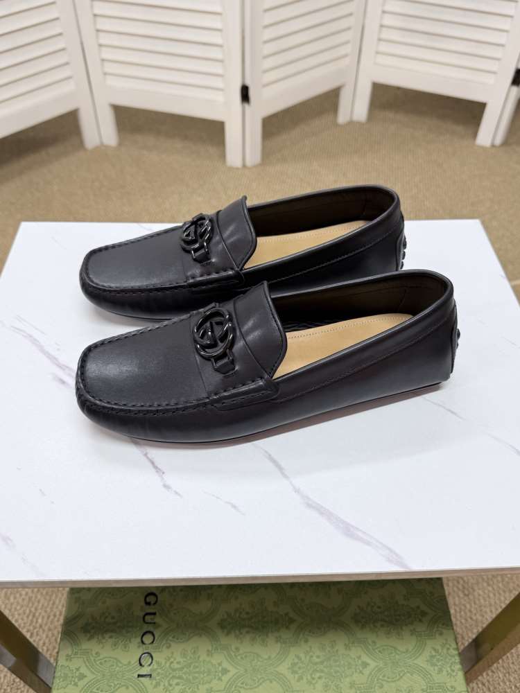 2026新作登場！【Hermès】スニ-カー レザー ×  黑  孔あけ 运动 HE-