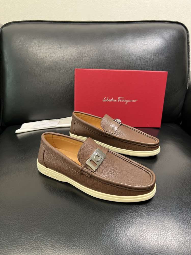 【Ferragamo】ローファー レザー 荔枝紋 × ダークブラウン G扣 ビジネス FERR-