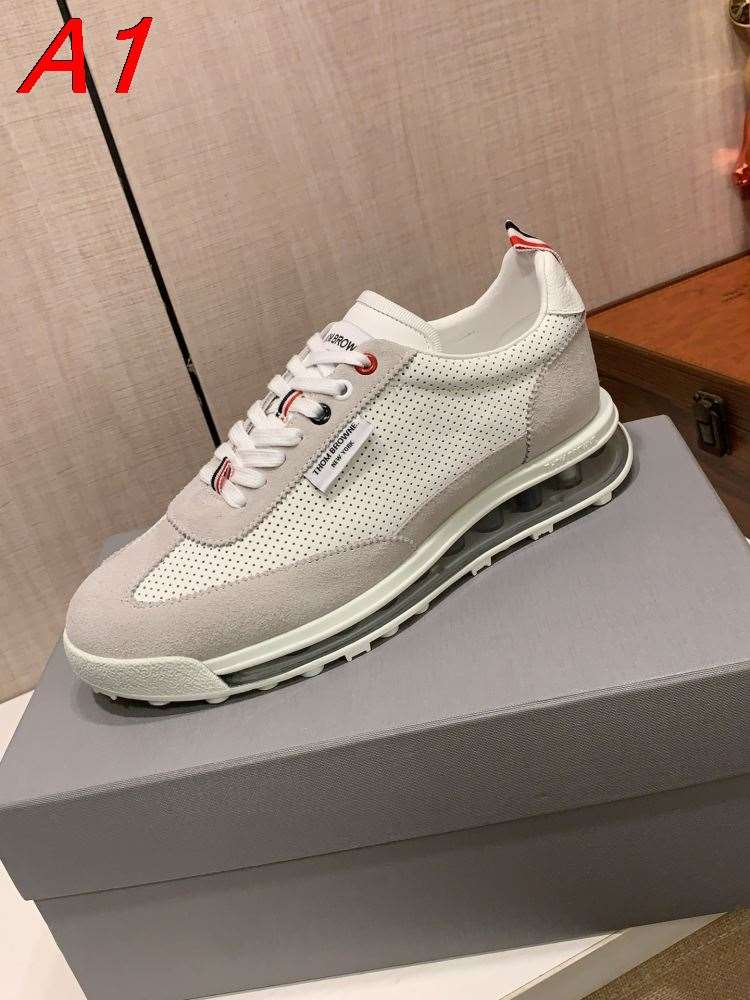 2026発売【Thom Browne】スニーカー レザー×スエード 4バーストライプ グレー× White カジュアル