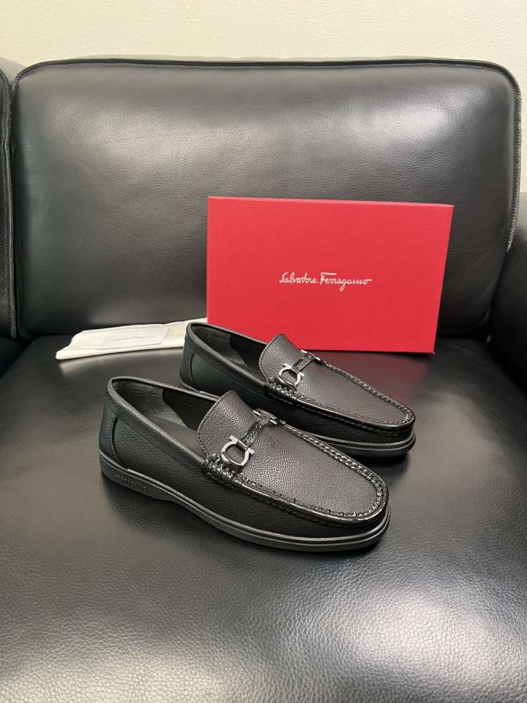 2026新作発表【Ferragamo】ローファー レザー 荔枝紋 × 黑 马衔扣 ビジネス FERR-