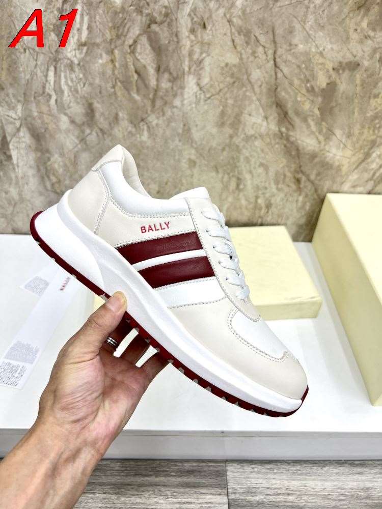 2026新作発表【Burberry】ローカットスニーカー レザー ストライプ×ロゴ ベージュ×RED カジュアル