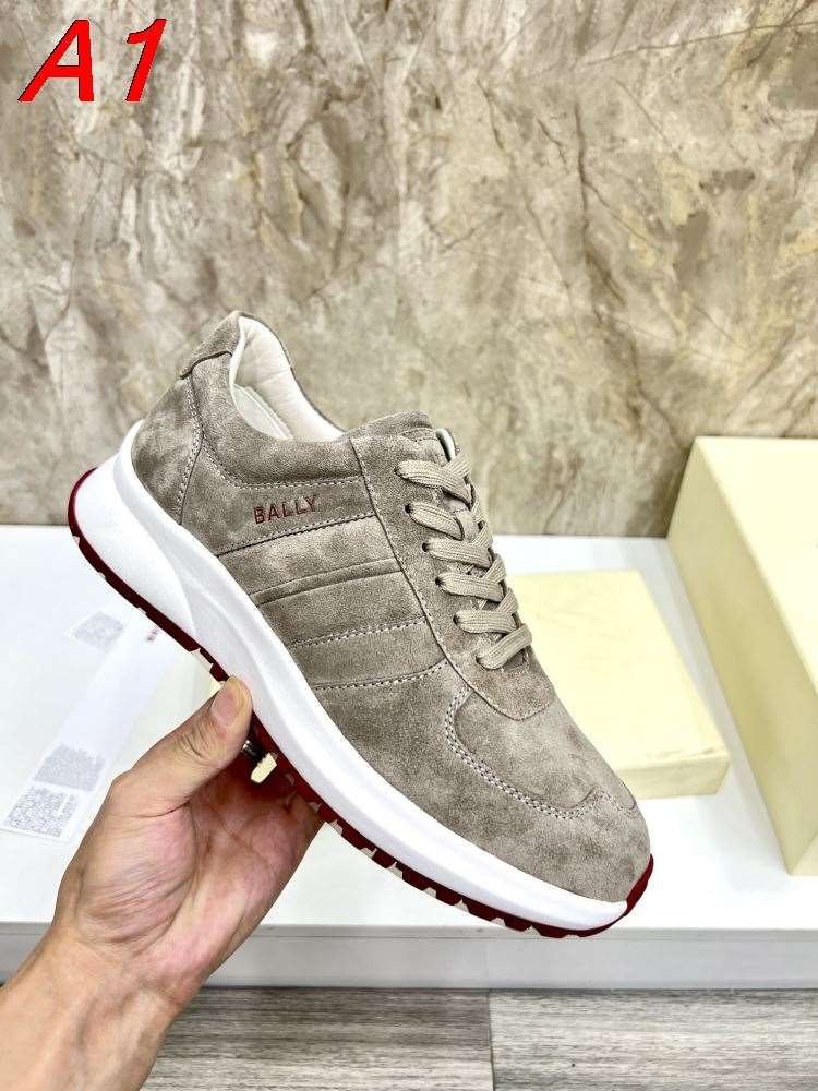 2026新作登場！【Burberry】ローカットスニーカー スエード ストライプ グレー×RED カジュアル