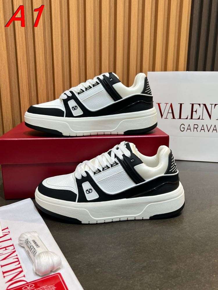 2026発売中!【Valentino】スニーカーレザー 拼接 B刻印装飾 プラットフォーム 白×黒 ストリート