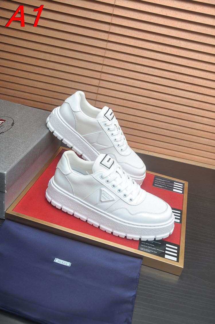 2026新作【Prada】チャンキースニーカー レザー×织物 倒三角标识 White カジュアル