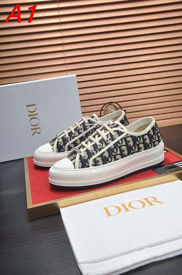 2026入荷しました【Dior】スニーカー キャンバス×レザー CD柄 白底 ネイビー×ホワイト カジュアル