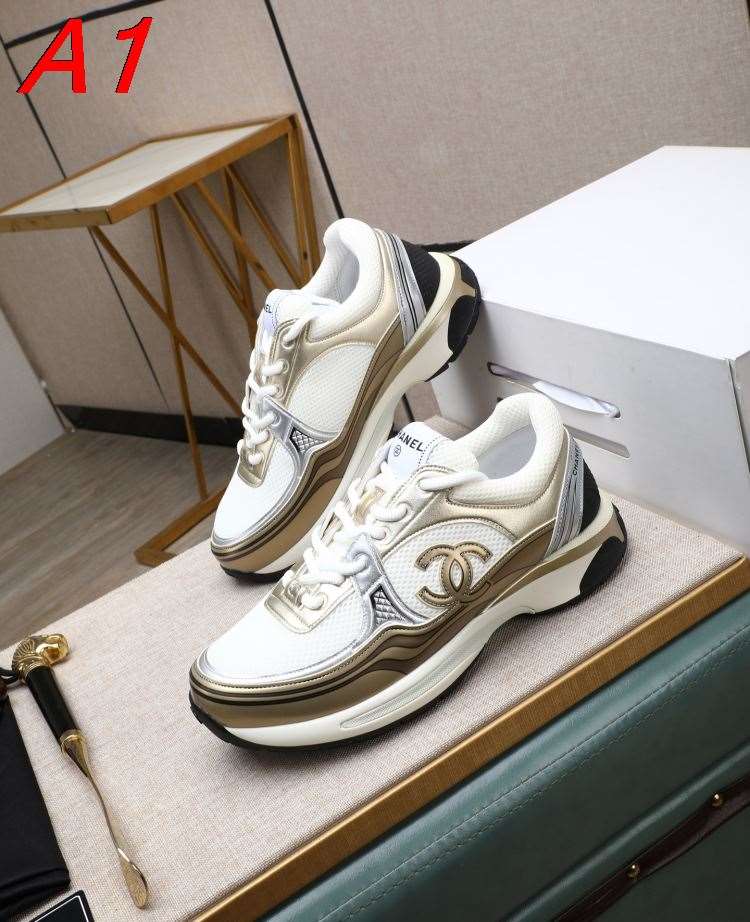 2026入荷しました【Chanel】チャンキースニーカー メッシュ×レザー 蛇紋×ロゴ 厚底 ホワイト×ゴールド×シルバー ストリート
