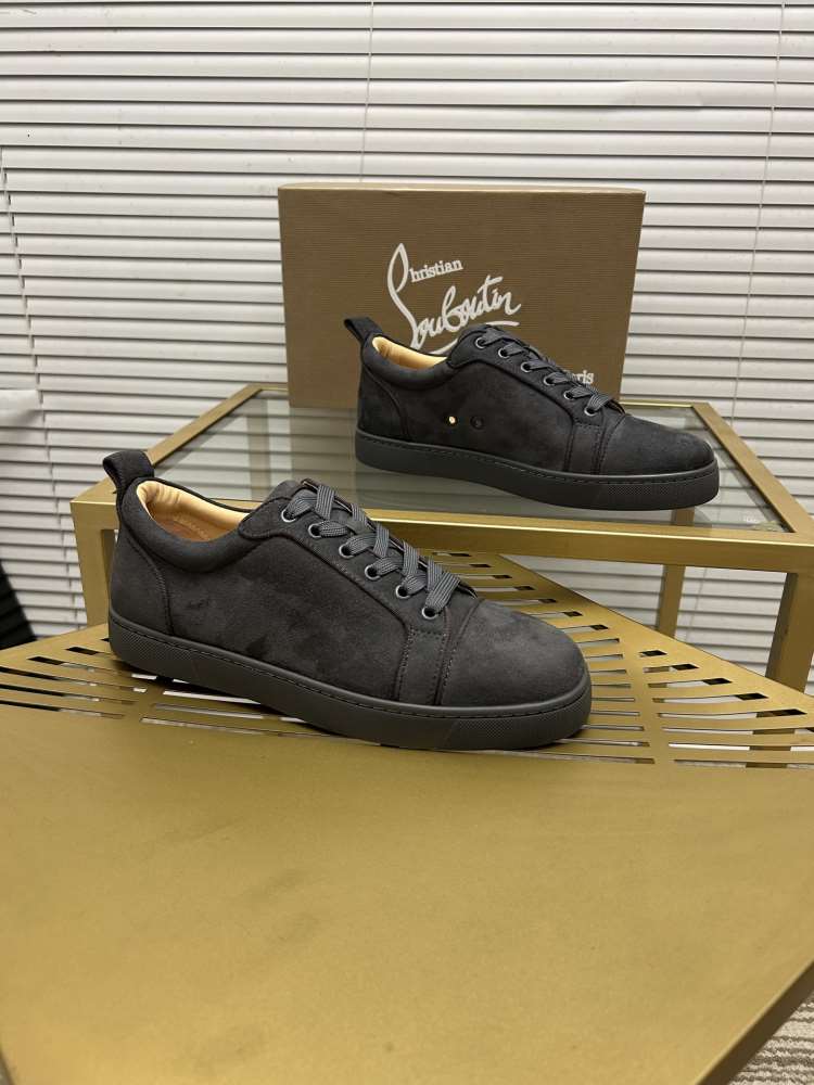 2026新作発表【Christian Louboutin】スニーカー スエード 五金装飾 グレー×ブラック デイリー