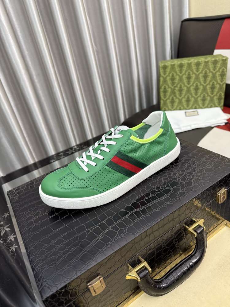 2026発売中！【Givenchy】チャンキースニーカー レザー ×  黑  ジッパー ストリート GVC-