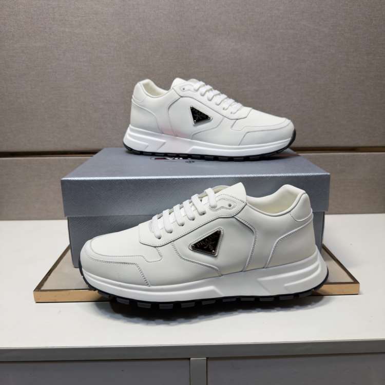 2026発売【Prada】スニーカー レザー 倒三角标识  White×グレー カジュアル