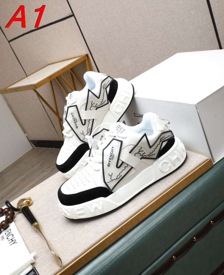 2026新作登場！【Gucci】チャンキースニーカー スエード×GGキャンバス GGモノグラム カーキ ストリート
