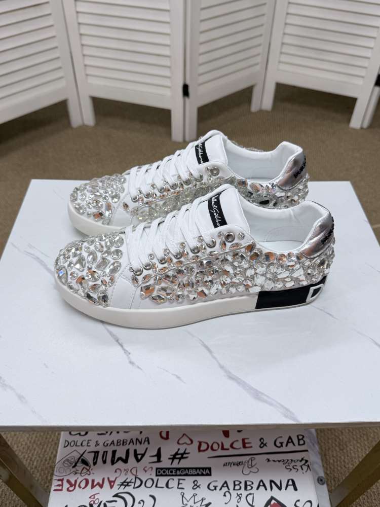2026新作【Dolce & Gabbana】スニーカー レザー×水晶钻 CDロゴ ホワイト×シルバー カジュアル