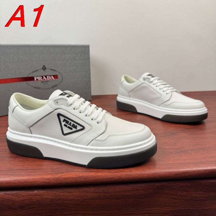 2026新作登場!【Prada】チャンキースニーカー レザー 倒三角标识 ベージュ カジュアル