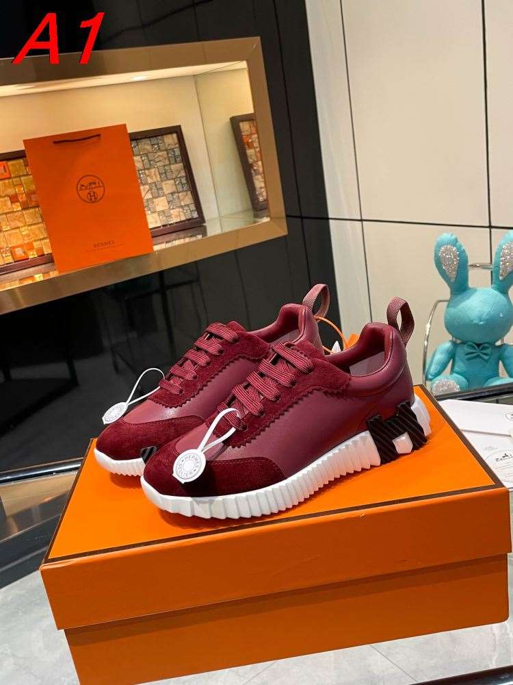 2026入荷しました【Gucci】チャンキースニーカー レザー GGモノグラム 撞色 ベージュ ストリート