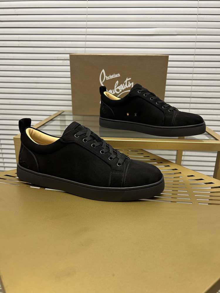 2026発売中!【Christian Louboutin】スニーカー スエード ポインテクdecor ブラック×ホワイト ストリート