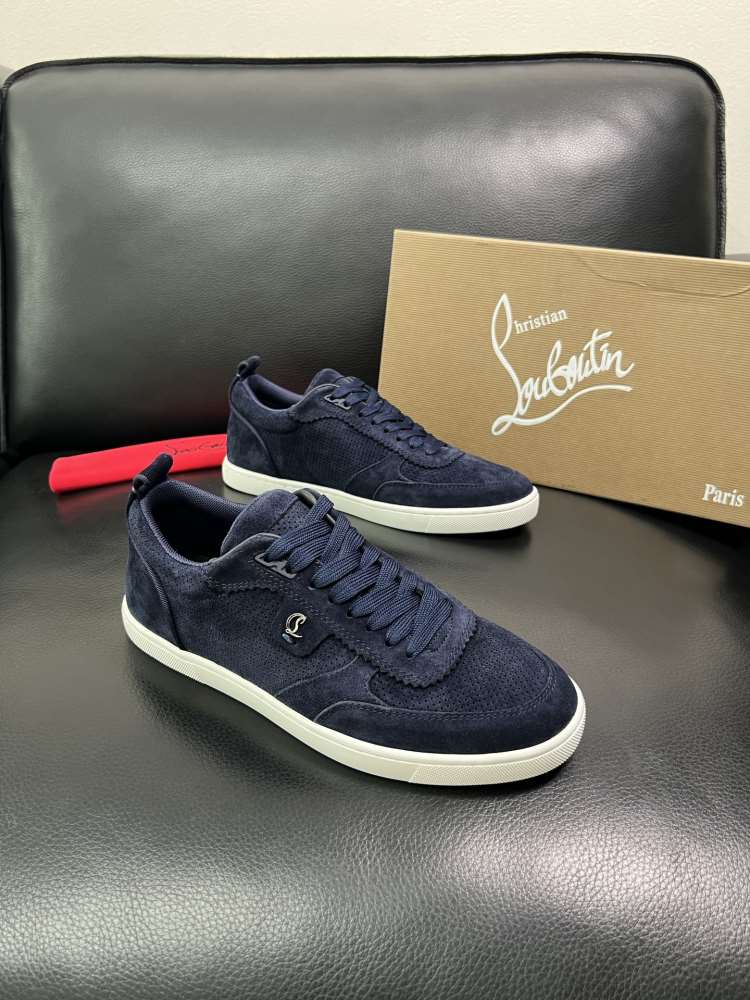 2026入荷【Christian Louboutin】スニーカー スエード 五金装飾 ネイビー×シルバー ストリート