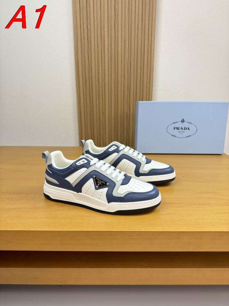 2026発売中!【Prada】スニーカー 白×青拼接 倒三角标识 白×黒外底 カジュアル