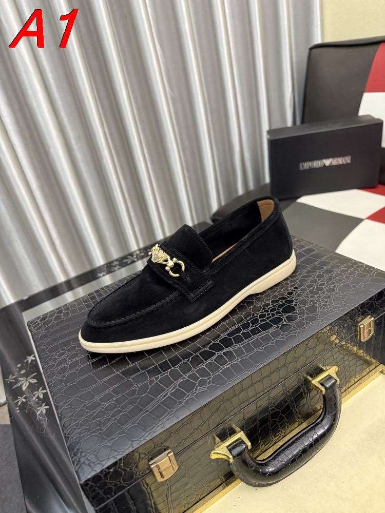 2026入荷しました【Armani】ローファー スエード 狮头金饰 ブラック×ゴールド ビジネス