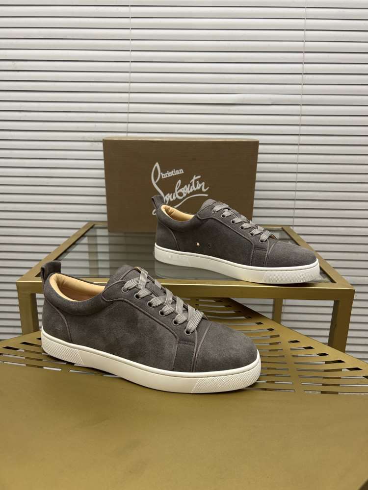 【Christian Louboutin】スニーカー スエード シンプル グレー デイリー