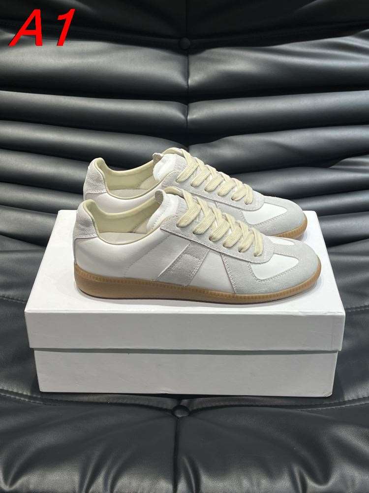 2026入荷【MM6 Maison Margiela】スニーカー レザー×スエード V字装饰 德训鞋款式 ホワイト×グレー ストリート