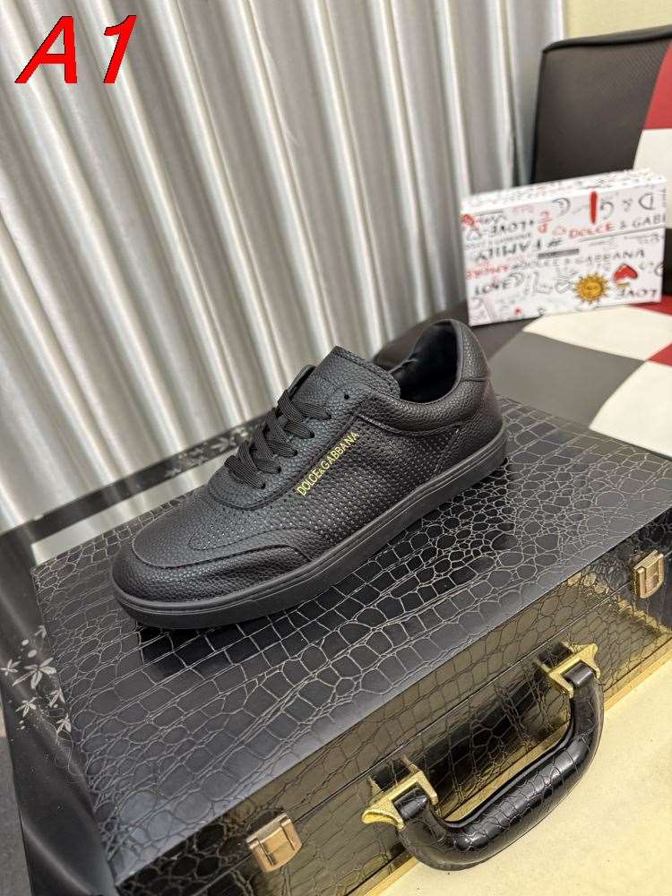 2026新作発表【Dolce & Gabbana】スニーカー レザー DGロゴ ゴールド  블랙×ゴールド カジュアル