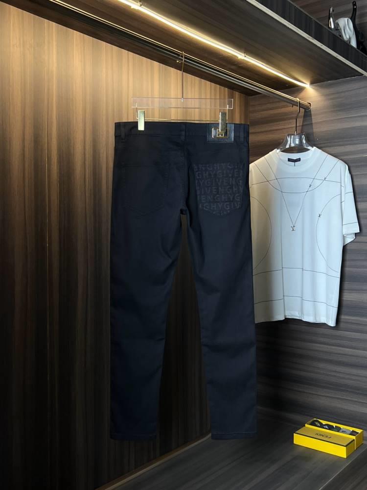 ジバンシィ 2026 【春夏新作】デニムパンツ トレンド感 スタイリッシュ 着回し抜群 万能アイテム