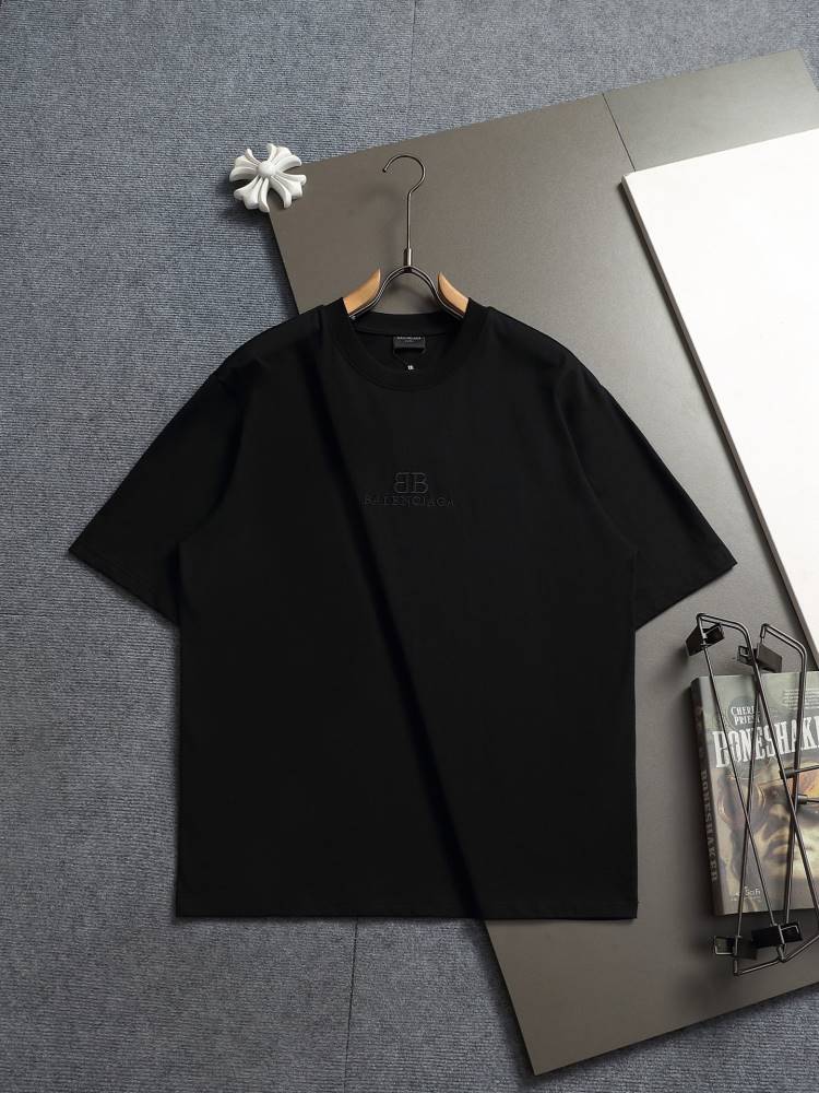 2026 バレンシアガ 夏先行販売 ハイエンドカスタム クルーネック半袖Tシャツ 欧州サイズ大きめ ブランド コピー