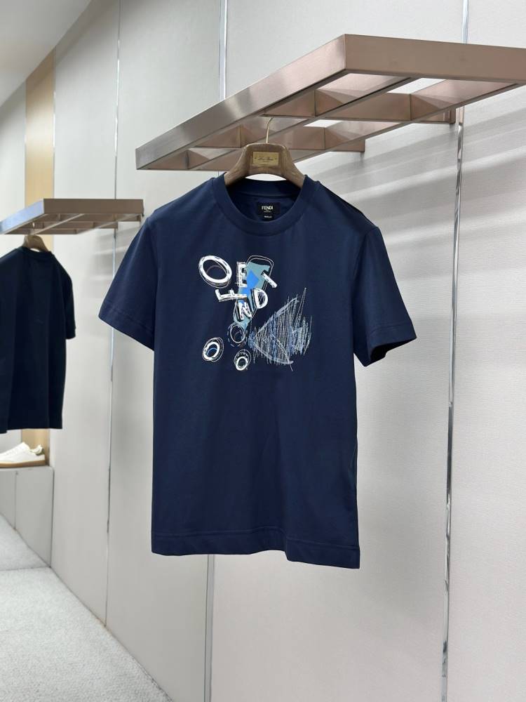 2026 フェンデイ 夏新着 金魚プリント クルーネック半袖Tシャツ デイリービジカジカジュアル ブランド コピー