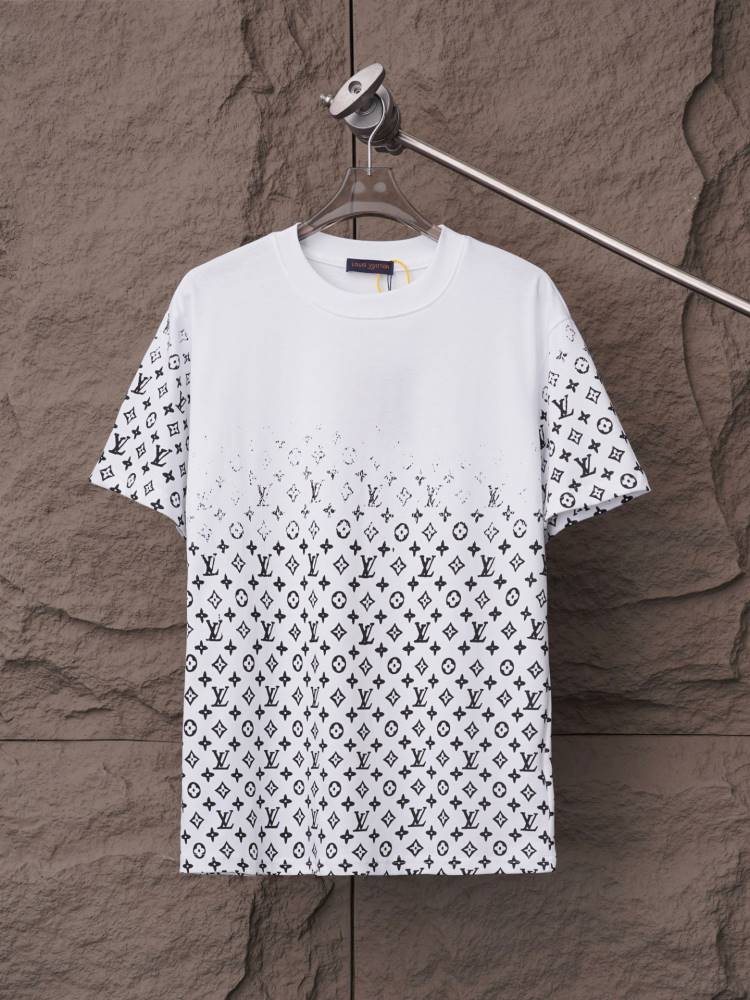 2026 ルイヴィトン 夏新着 スリムフィット クルーネック半袖Tシャツ きめ細かく柔らかな肌触り ブランド コピー
