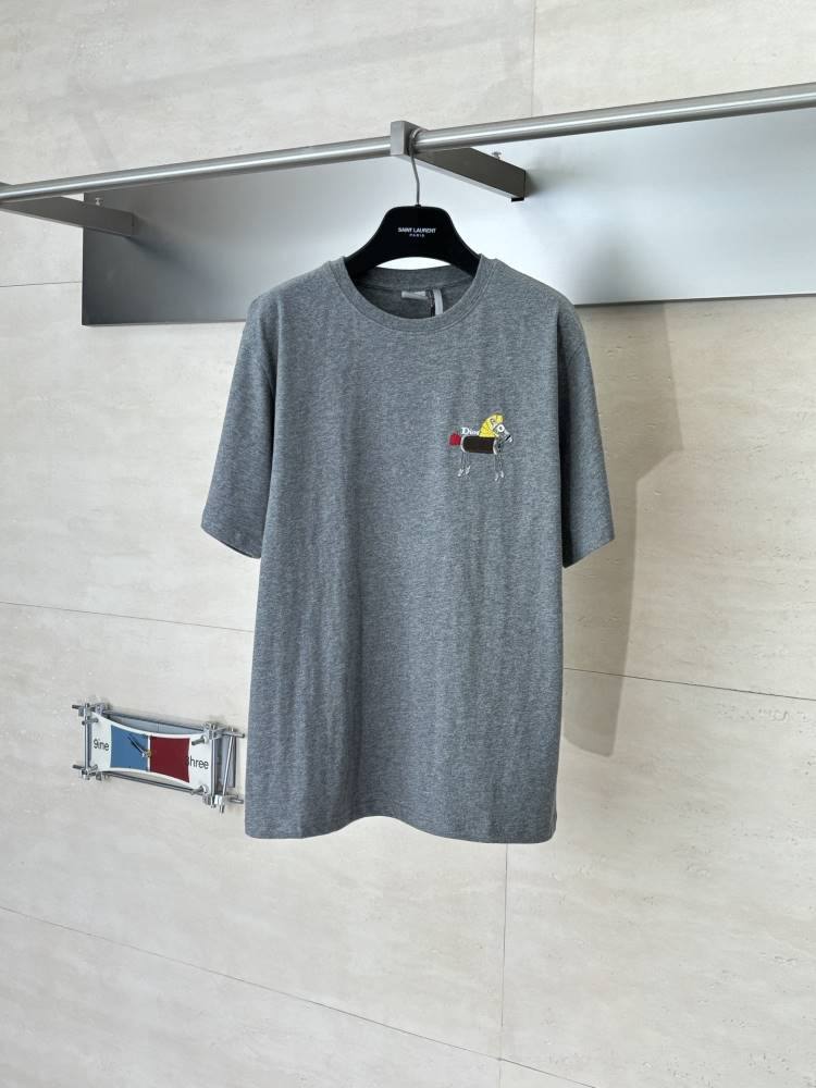 2026 ディオール 夏限定 プリント刺繍 クルーネック半袖Tシャツ リラックスオーバーシルエット ブランド コピー