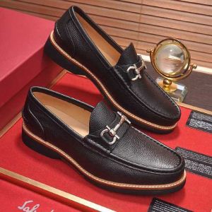 サルヴァトーレフェラガモ2020SSのトレンド商品 FERRAGAMO ビジネスシューズ 特に夏は人気アイテム
