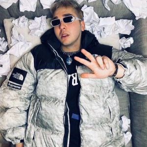 満々のブランド 上品でファッション SUPREME シュプリーム 秋のお出かけに最適 Supreme x TNF