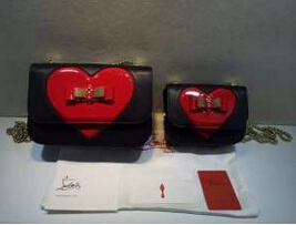 新作 2020 Christian Louboutinクリスチャンルブタン 可愛い バッグ