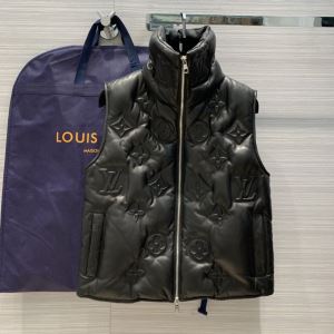 とにかく完璧ブランド新作 ルイ ヴィトン LOUIS VUITTON 秋服コーデ2020年版 トップス 大胆なチェックの人気トレンド