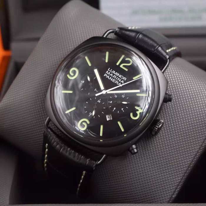 欧米韓流雑誌 2020 パネライ PANERAI 6針クロノグラフ 日付表示 腕時計