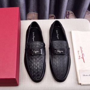SALE 2020 サルヴァトーレフェラガモカジュアルシューズ安心の激安通販大人気 FERRAGAMO