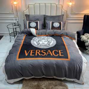 最新トレンドコーデおすすめ VERSACE 寝具4点セットヴェルサーチ 最速2020秋冬トレンドブランド