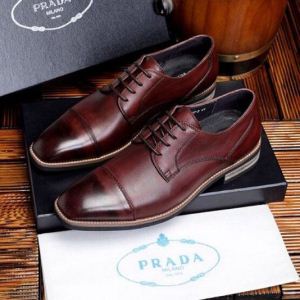 VIPセールで破格 プラダ2020春夏の大注目トレンド PRADA ビジネスシューズ 入荷予定