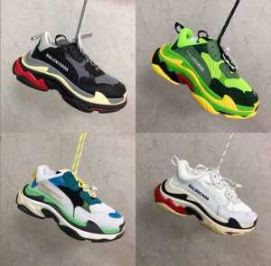 とにかく完璧ブランド新作 バレンシアガ BALENCIAGA 秋服コーデ2020年版 多色可選 ランニングシューズ 大胆なチェックの人気トレンド