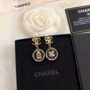 コーデの完成度を高める シャネル 2020SS人気 CHANEL ピアス 春夏コレクション新品