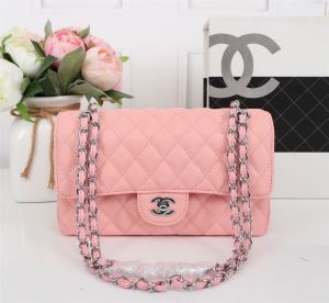 累積売上総額第1位 レディースバッグ 老舗ブランド シャネル 20SS☆送料込 CHANEL