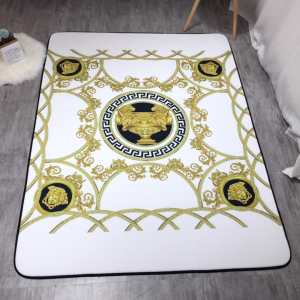 《2020年》今、注目のストリート ヴェルサーチVERSACE あなたにぴったりのタイプ ラグカーペット さらに抗菌防臭加工