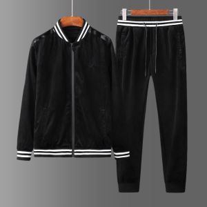 2020夏色っぽさ アルマーニ 夏らしい爽やかさ ARMANI オシャレアイテム 上下セット 夏の王道　適度な上品さ