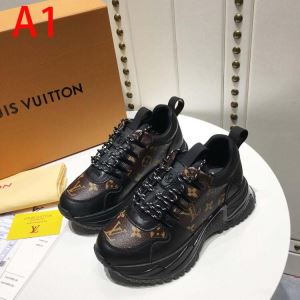 ルイ ヴィトン LOUIS VUITTON ランニングシューズ 多色可選 2020SSのトレンド商品 今シーズン注目のデザイン