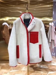 ハーフコート ヒットする秋冬コレクション ルイ ヴィトン 2020トレンドアイテム激安 LOUIS VUITTON おすすめする注目トレンド