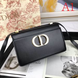 多色可選 海外でも大人気 ディオール DIOR 日本未入荷カラー レディースバッグ 上品に着こなせ