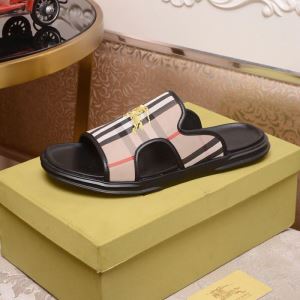 リラックス感のあるゆったり サンダル 2020夏ファション新品 バーバリー BURBERRY 抜け感のある夏着物