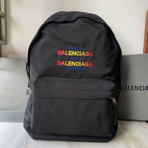 バレンシアガ BALENCIAGA 秋こそ楽しめるアイテム 2色選択可 今年らしいおすすめ新品 リュック 2020秋断然ブランド推し