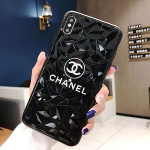 2色可選 速報2020年秋ファッショントレンド シャネル CHANEL ケータイケース オシャレスタイルが今年流